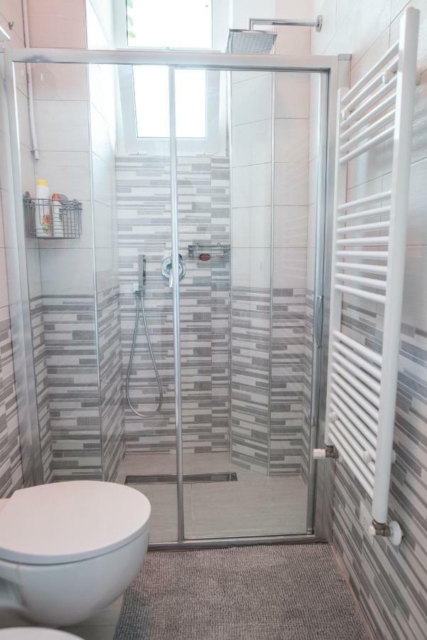 Finestra Sul Porto Apartman Bari Kültér fotó